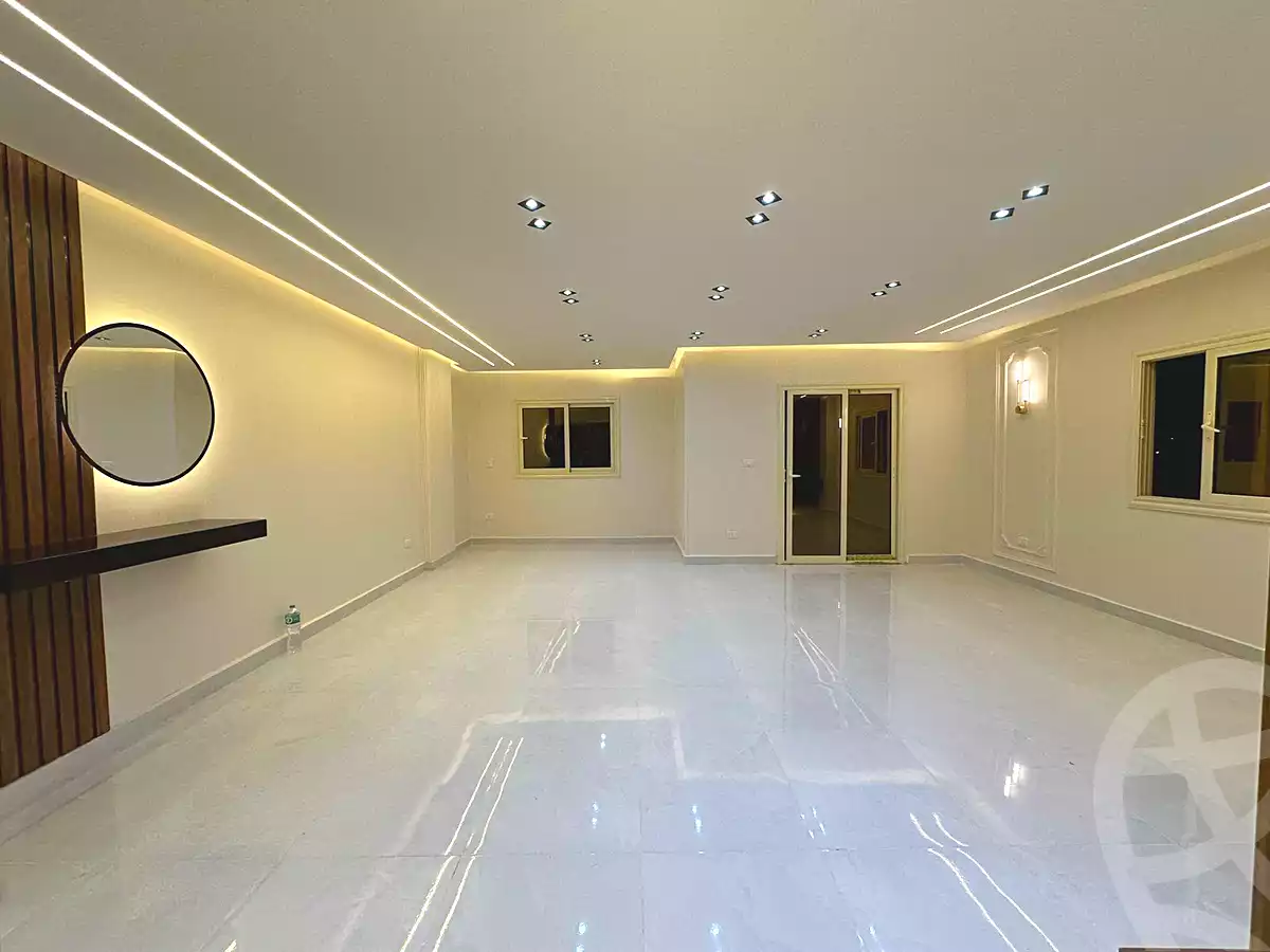 https://aqarmap.com.eg/ar/listing/6597301-for-sale-cairo-6th-of-october-el-ahyaa-neighborhood-1st-seventh-neighborhood