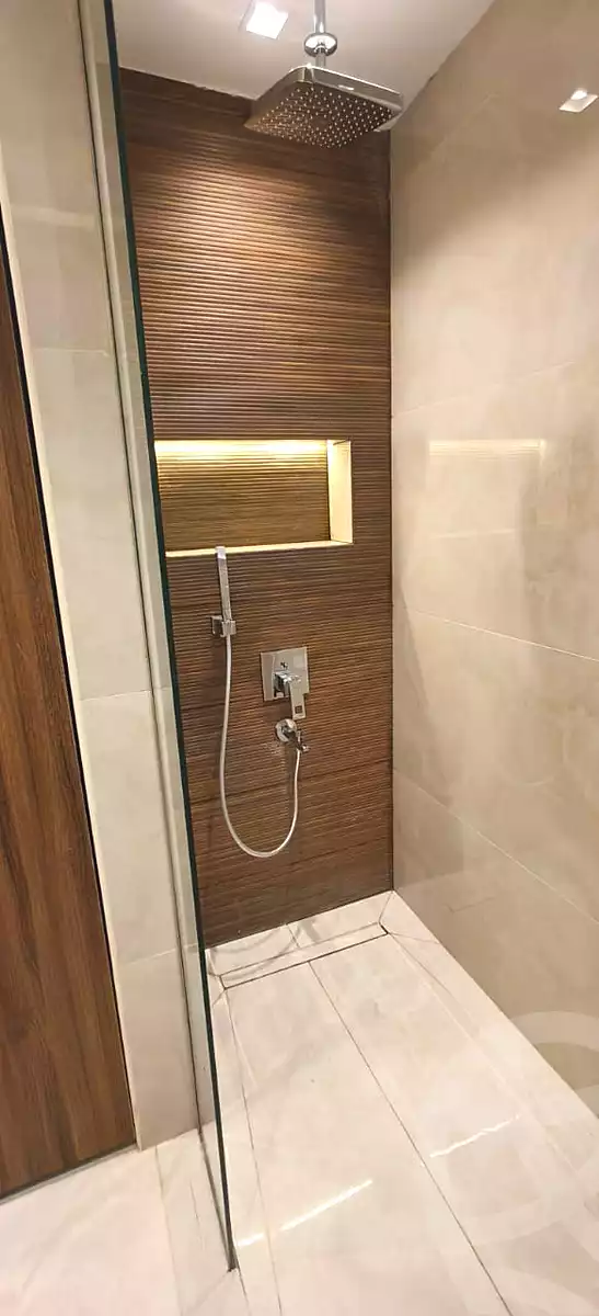 https://aqarmap.com.eg/en/listing/6597699-for-rent-cairo-new-cairo-compounds-lakeview-residence