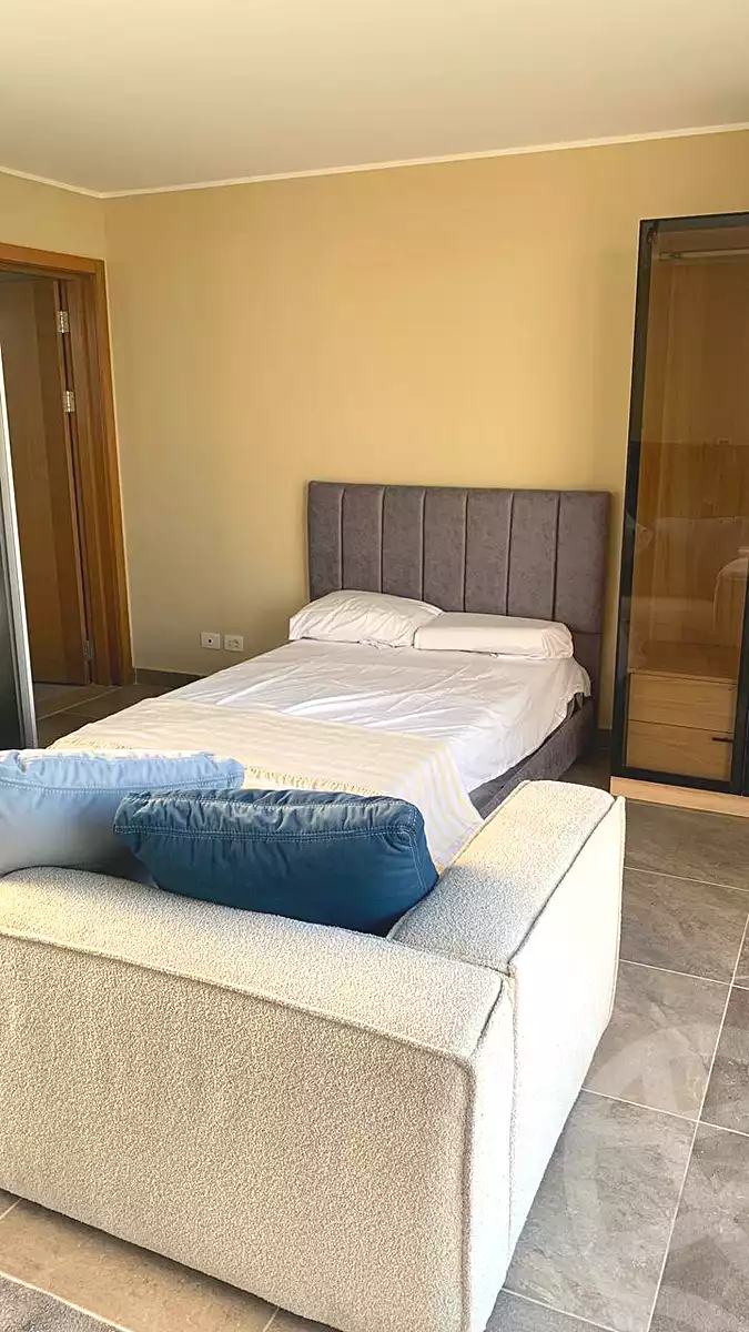 https://aqarmap.com.eg/ar/listing/6598919-for-rent-cairo-new-cairo-compounds-villette-kmbwnd-sky-kwndwz-swdyk-villette