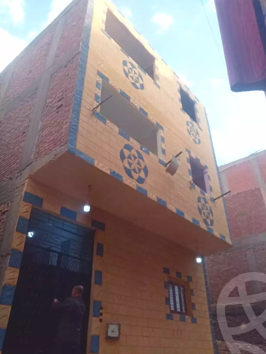 https://aqarmap.com.eg/en/listing/6599535-for-sale-qalyubia-el-khanka-saryaqus