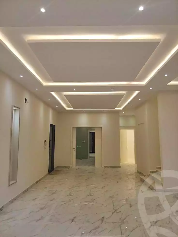 https://aqarmap.com.eg/ar/listing/6601259-for-rent-cairo-new-cairo-ganob-el-akadamiya-south-academy-a-zaid-ebn-haretha-st