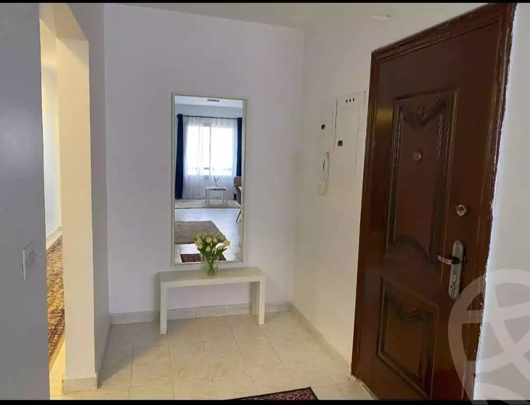 https://aqarmap.com.eg/en/listing/6601256-for-rent-cairo-new-cairo-lrhb-city-phase-2-saed-ibn-mouaaz-st
