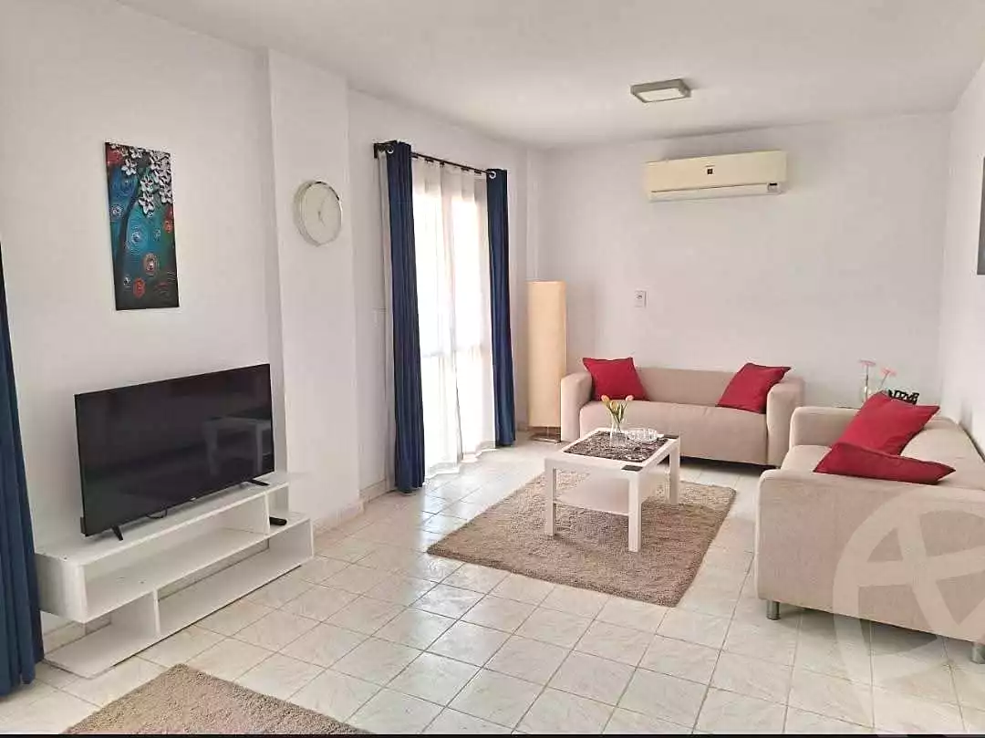 https://aqarmap.com.eg/en/listing/6601256-for-rent-cairo-new-cairo-lrhb-city-phase-2-saed-ibn-mouaaz-st