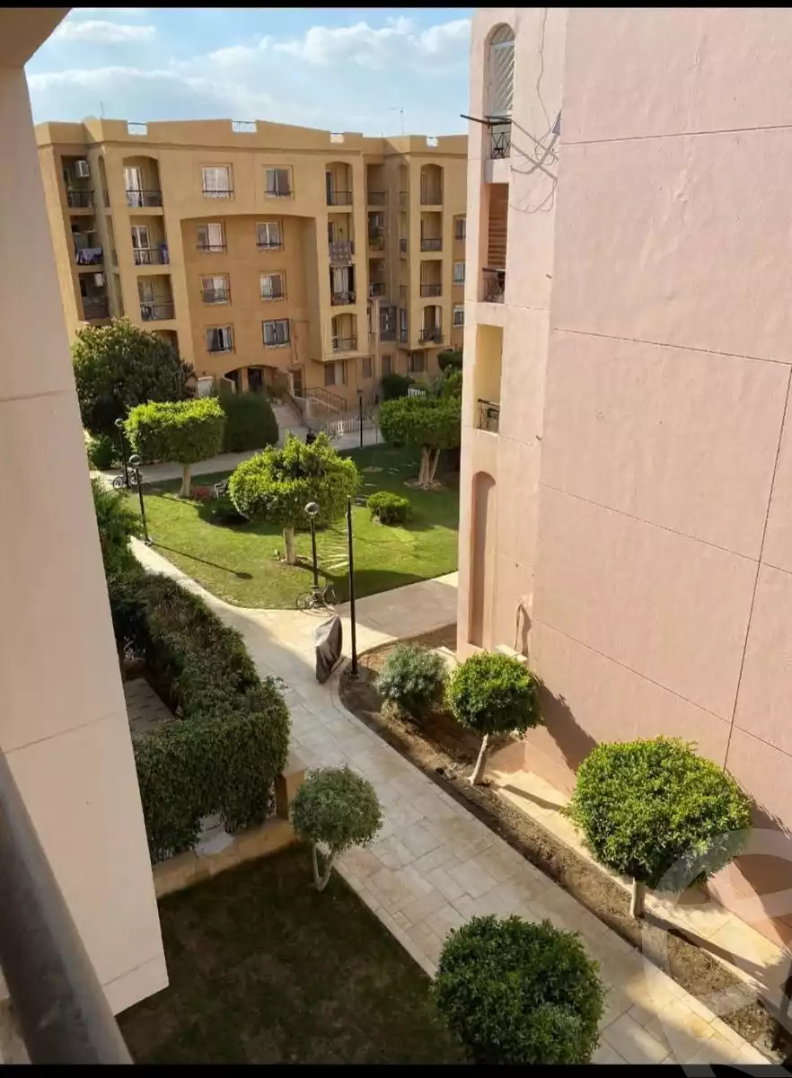 https://aqarmap.com.eg/en/listing/6601256-for-rent-cairo-new-cairo-lrhb-city-phase-2-saed-ibn-mouaaz-st