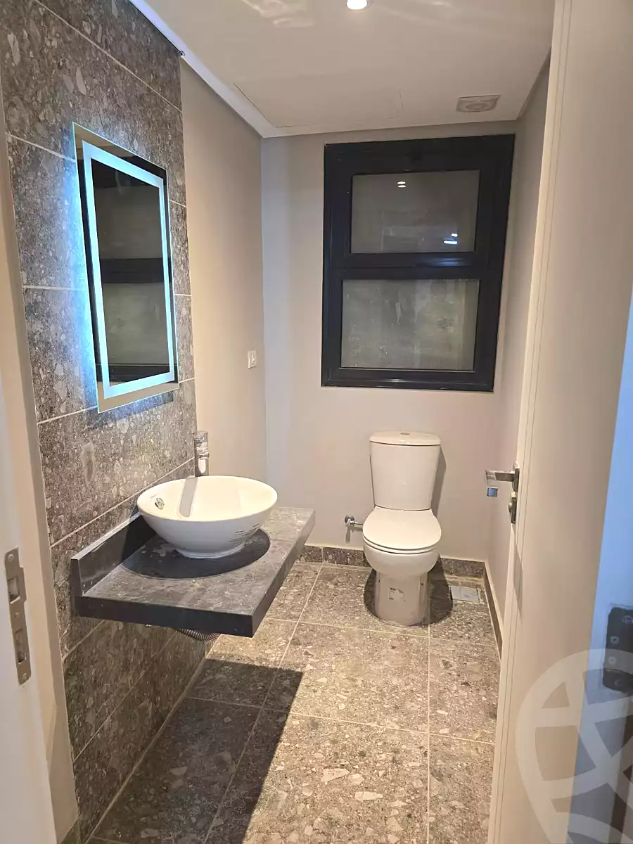 https://aqarmap.com.eg/ar/listing/6574749-for-rent-cairo-el-sheikh-zayed-city-compounds-kmbwnd-fyldj-wyst-dr-llttwyr