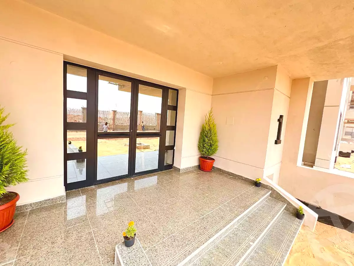 https://aqarmap.com.eg/en/listing/6601470-for-sale-cairo-new-administrative-capital-r8-rmtn