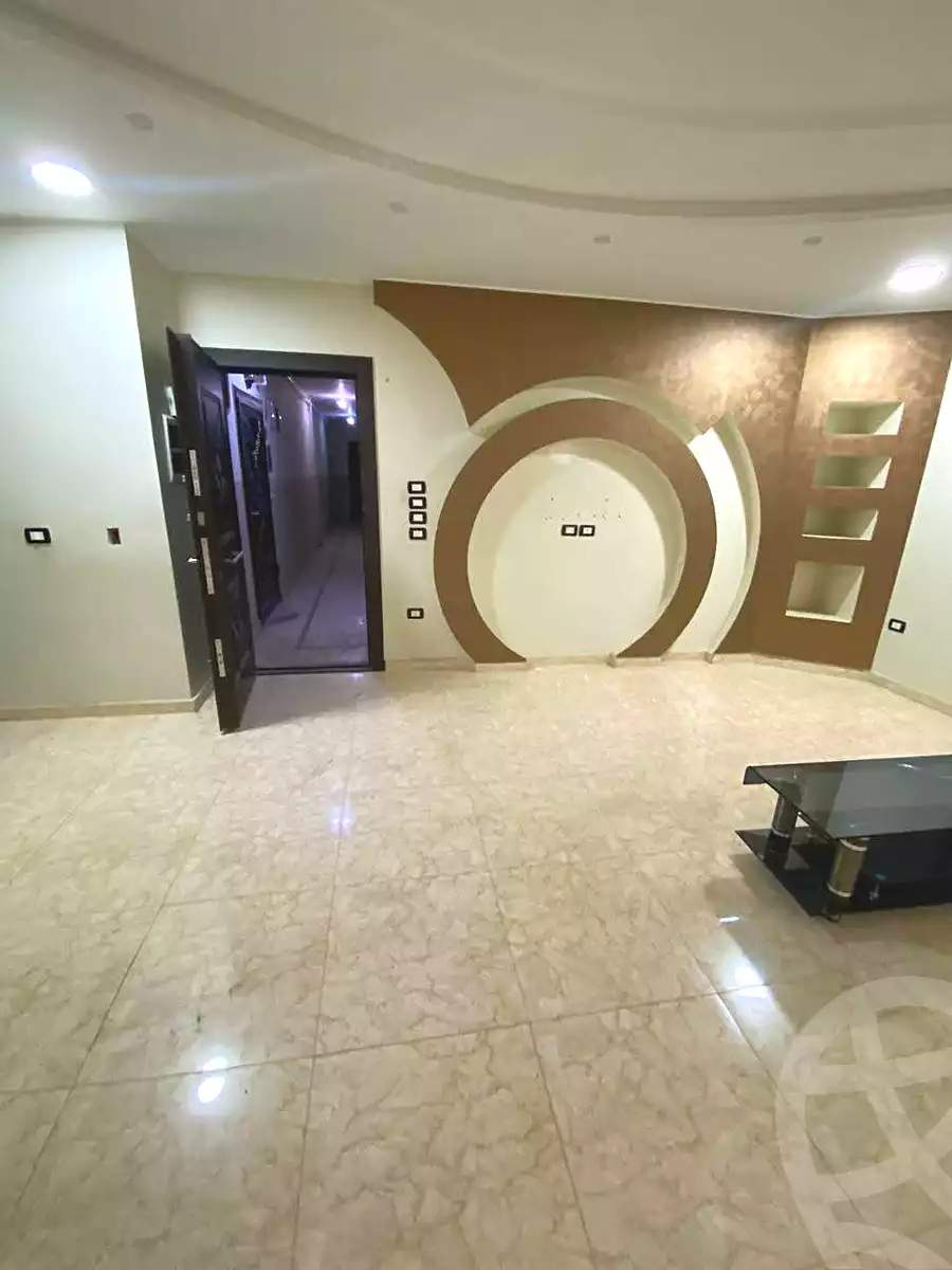 https://aqarmap.com.eg/ar/listing/6602032-for-rent-cairo-helwan-helwan-el-sharkeya-gaafar-st