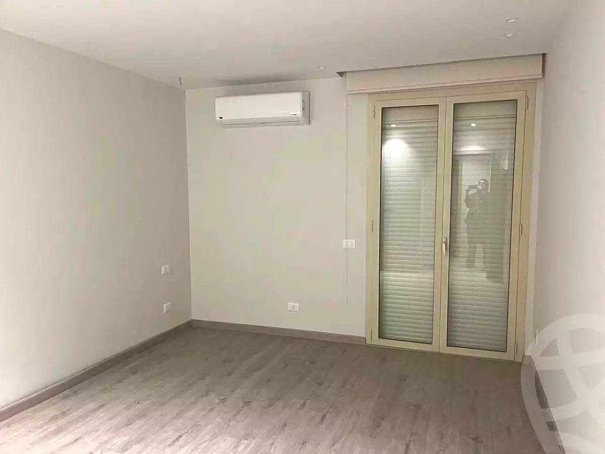 https://aqarmap.com.eg/ar/listing/6602637-for-sale-cairo-el-sheikh-zayed-city-compounds-jewar