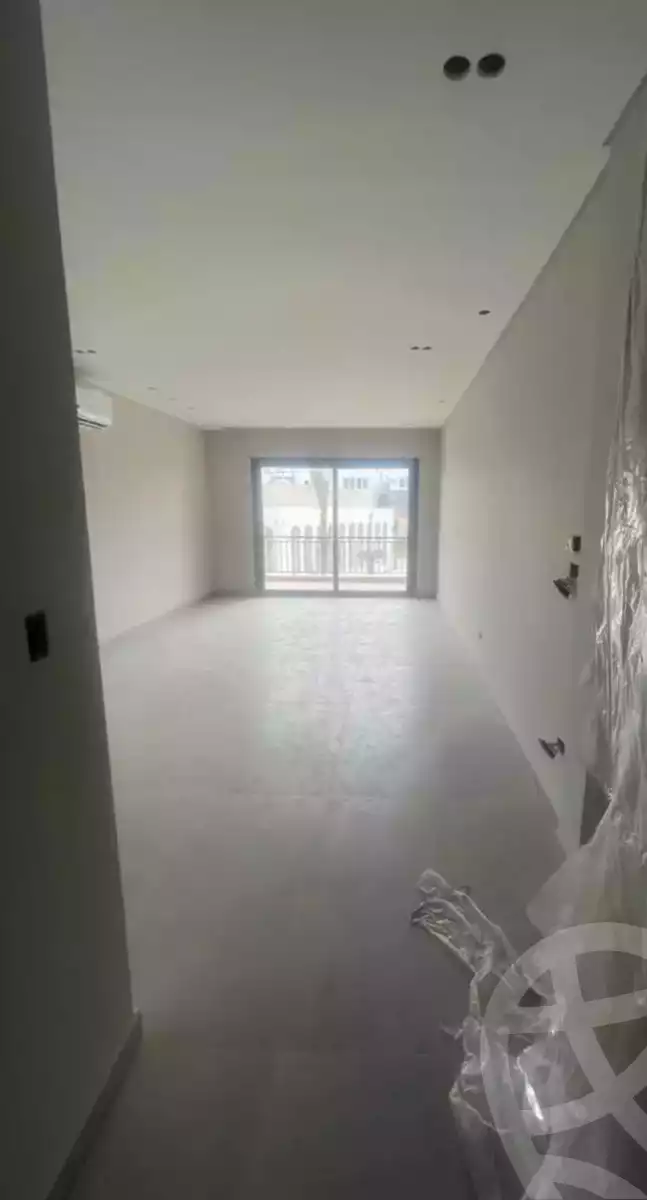 https://aqarmap.com.eg/ar/listing/6602779-for-rent-cairo-el-sheikh-zayed-city-compounds-kmbwnd-fyldj-wyst-dr-llttwyr
