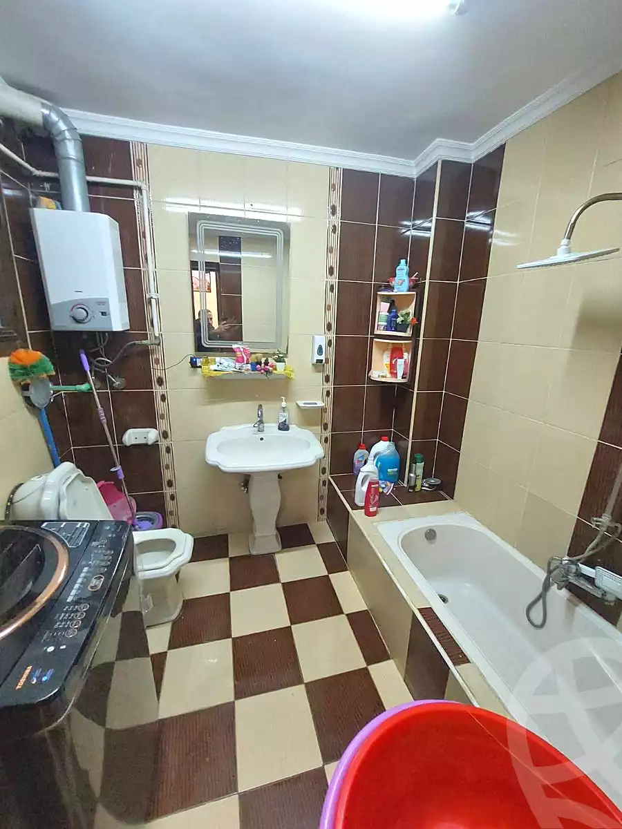 https://aqarmap.com.eg/ar/listing/6603888-for-sale-cairo-mokattam-lhdb-l-ly-shareaa-9