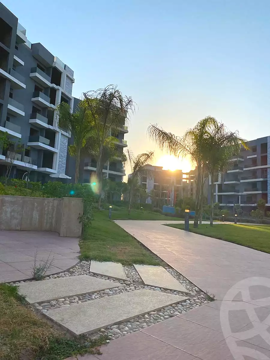 https://aqarmap.com.eg/en/listing/6605757-for-sale-cairo-6th-of-october-hadaeq-october-kmbwnd-fy-hdyq-ktwbr-sun-capital