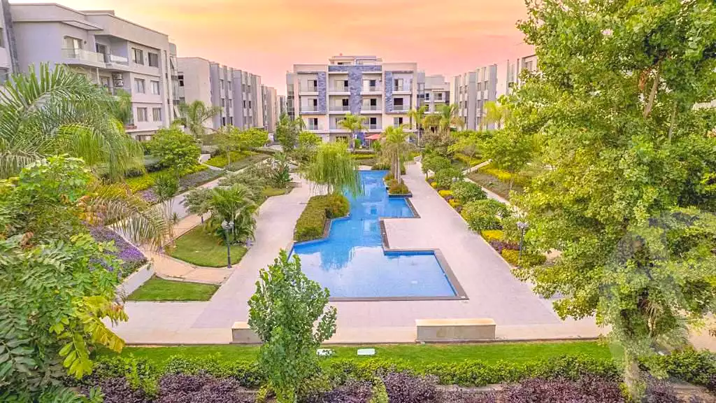 https://aqarmap.com.eg/en/listing/6605791-for-sale-cairo-new-cairo-compounds-galleria-moon-valley