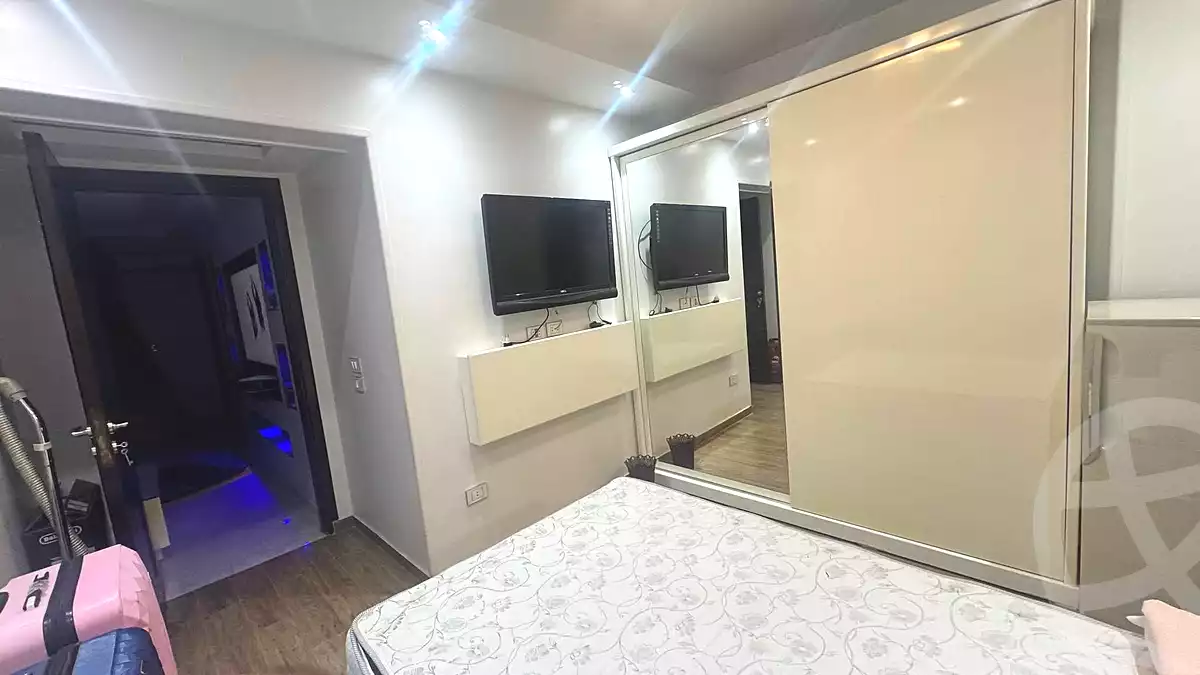 https://aqarmap.com.eg/ar/listing/6606224-for-sale-cairo-helwan-helwan-el-sharkeya-abd-el-rahman-pasha-st