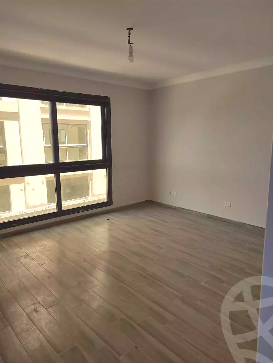 https://aqarmap.com.eg/en/listing/6608769-for-sale-alexandria-smouha-compounds-in-smouha-valore-smouha