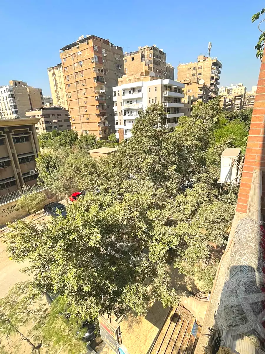 https://aqarmap.com.eg/en/listing/6608827-for-sale-cairo-nasr-city-8th-zone-ahmed-abou-el-ola-st