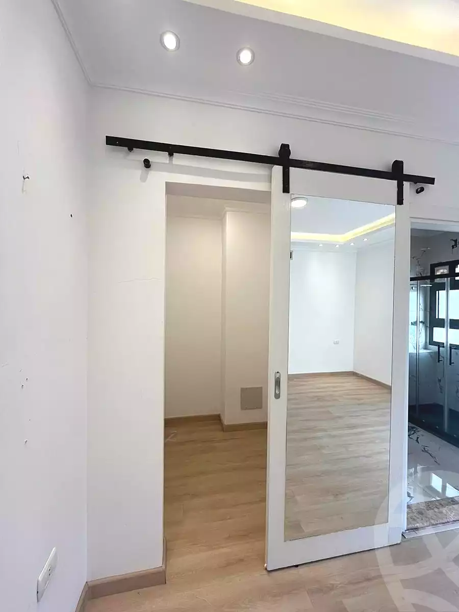 https://aqarmap.com.eg/en/listing/6608965-for-rent-cairo-el-sheikh-zayed-city-compounds-beverly-hills