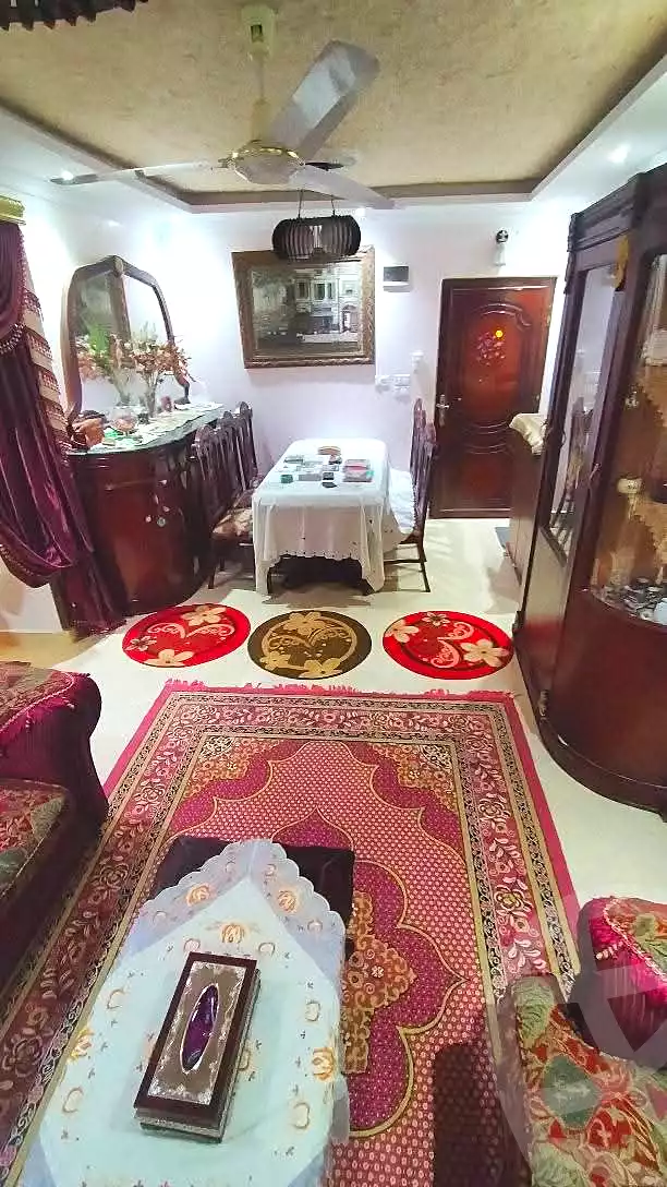 https://aqarmap.com.eg/ar/listing/6609583-for-sale-alexandria-l-jmy-lbytsh-qased-kareem-st