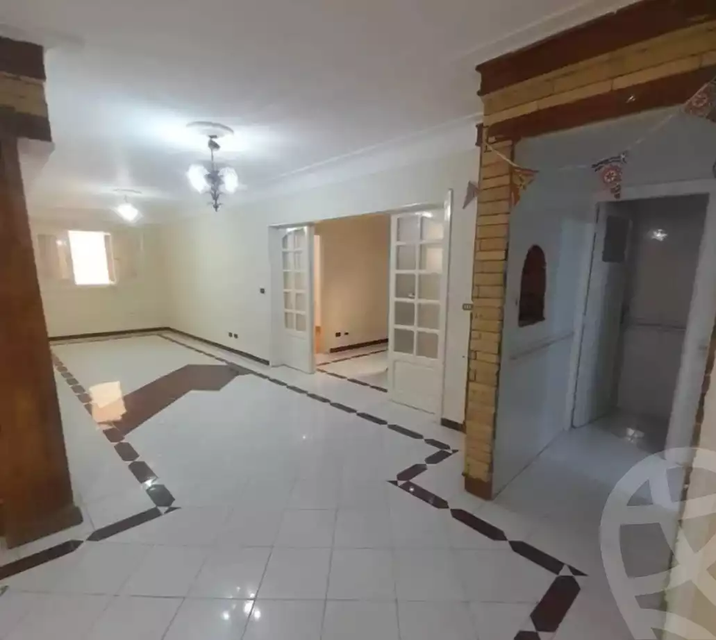 https://aqarmap.com.eg/en/listing/6609817-for-sale-alexandria-ganaklis