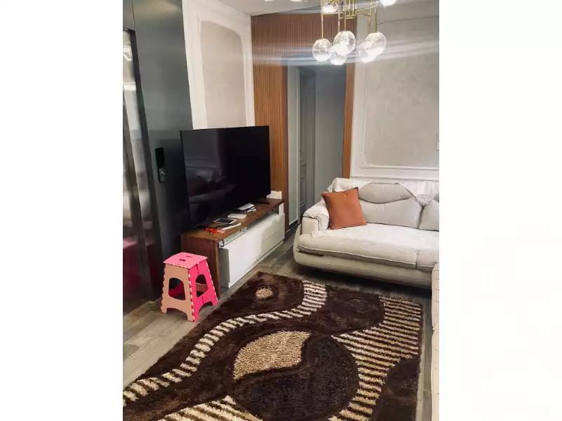 https://aqarmap.com.eg/en/listing/6611061-for-rent-cairo-new-cairo-compounds-hyde-park-centre-ville-hyde-park