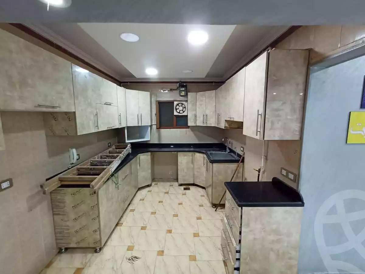 https://aqarmap.com.eg/en/listing/6612350-for-rent-cairo-helwan-helwan-el-sharkeya-el-maraghi-st