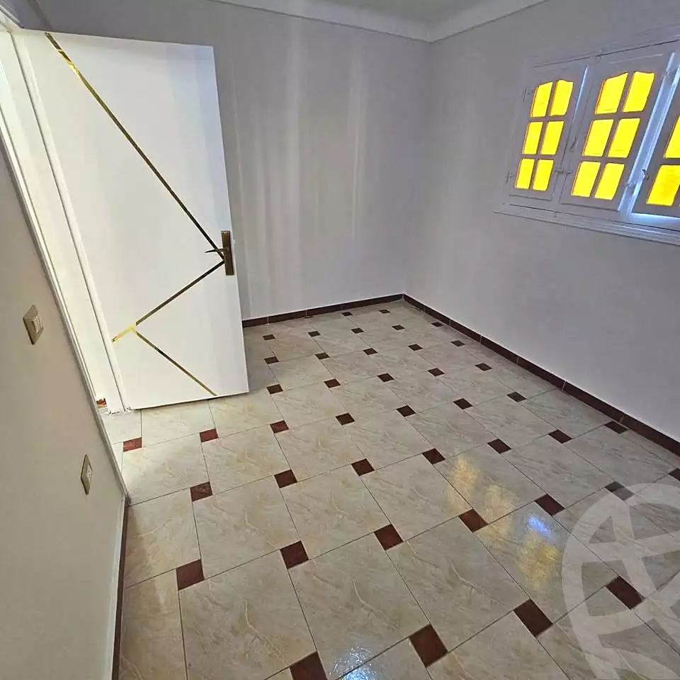 https://aqarmap.com.eg/ar/listing/6612966-for-sale-alexandria-el-asafra-l-sfr-qbly