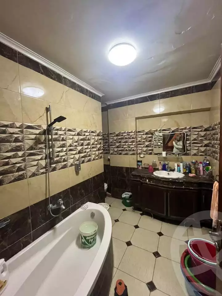 https://aqarmap.com.eg/ar/listing/6613024-for-sale-alexandria-l-jmy-lbytsh-sabrin-st