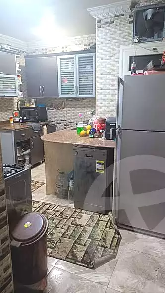 https://aqarmap.com.eg/ar/listing/6614118-for-sale-cairo-helwan-helwan-el-sharkeya-mostafa-safwat-st