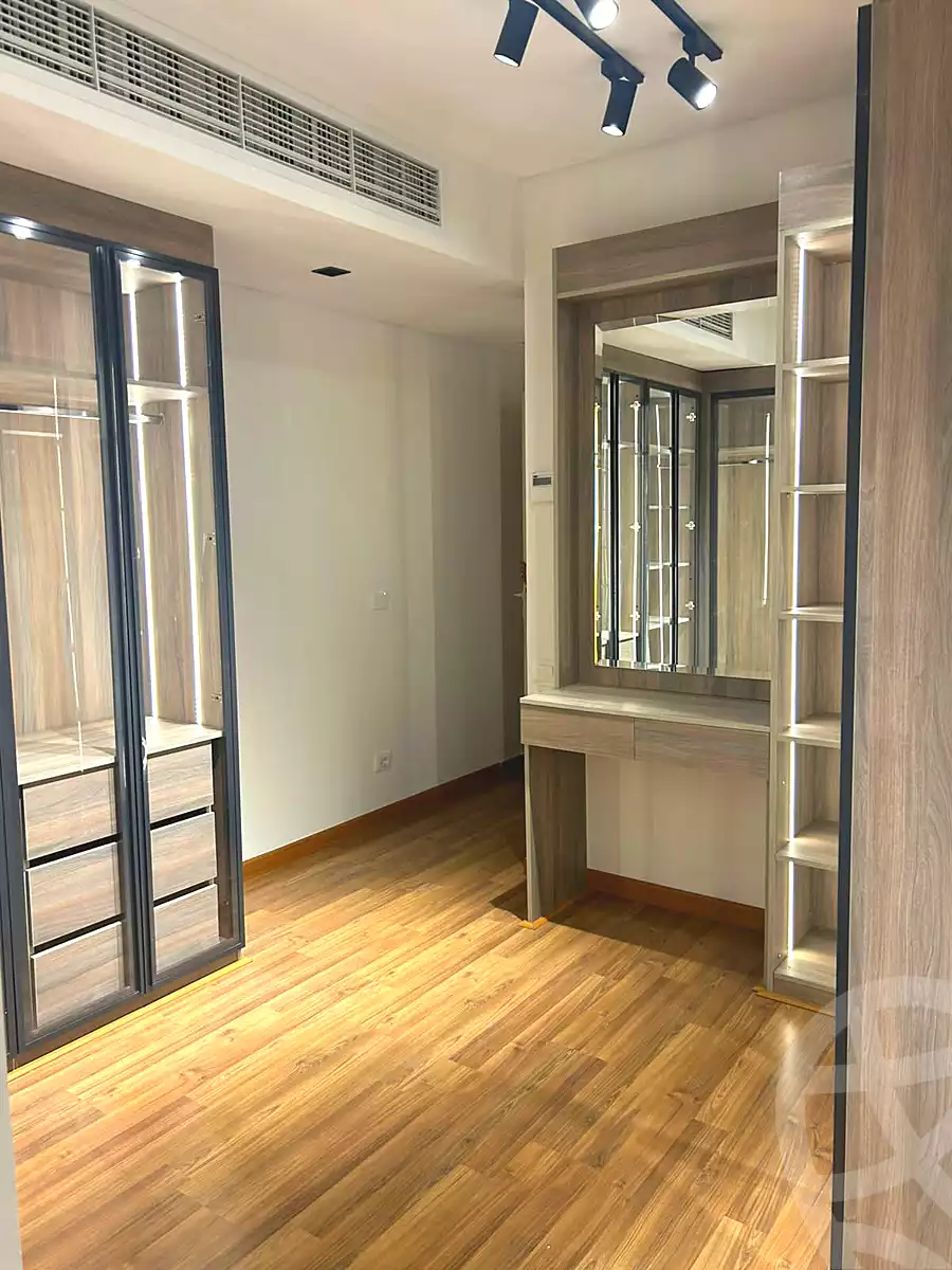 https://aqarmap.com.eg/en/listing/6614563-for-rent-cairo-new-cairo-compounds-lakeview-residence