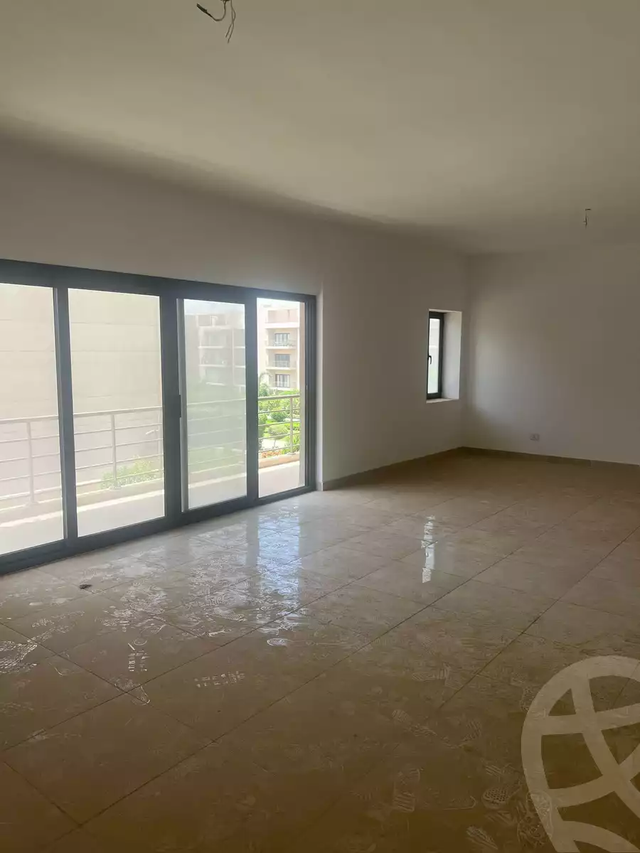 https://aqarmap.com.eg/en/listing/6614595-for-sale-cairo-new-cairo-compounds-fifth-square