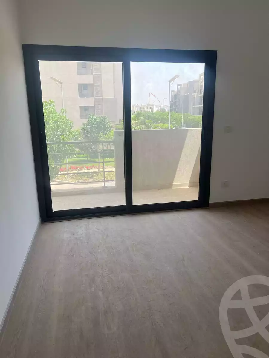 https://aqarmap.com.eg/en/listing/6614595-for-sale-cairo-new-cairo-compounds-fifth-square