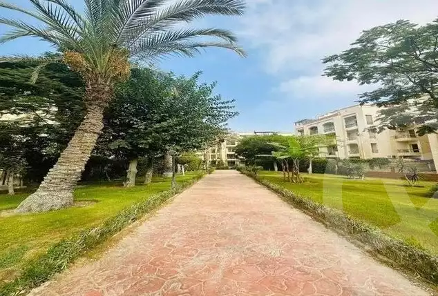 https://aqarmap.com.eg/ar/listing/6615563-for-sale-cairo-el-sheikh-zayed-city-compounds-hadayek-el-mohandiseen