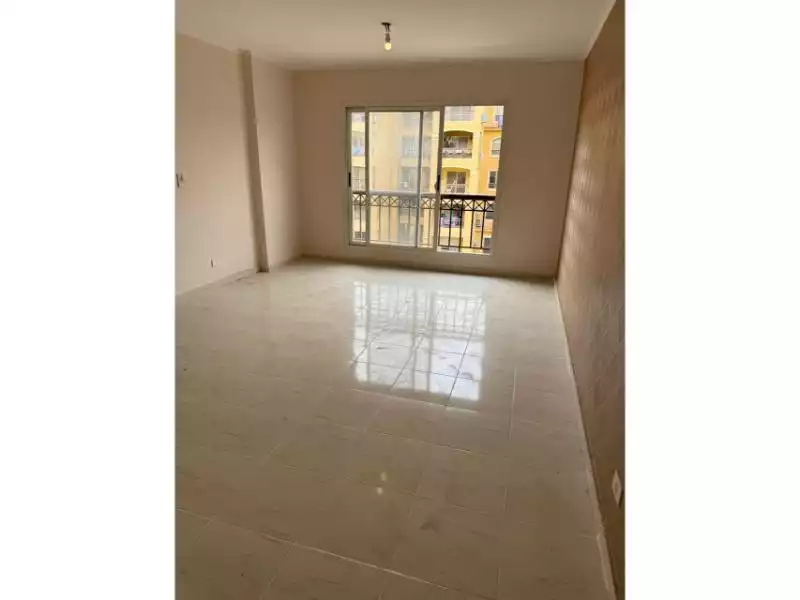 https://aqarmap.com.eg/en/listing/6617419-for-sale-cairo-new-cairo-madinaty-first-zone-buildings-17th-st.