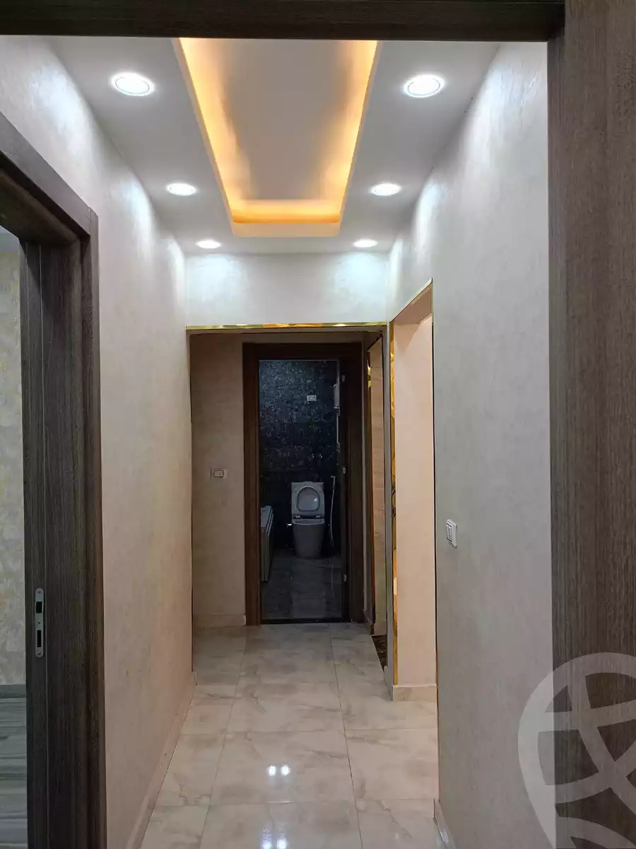 https://aqarmap.com.eg/ar/listing/6617474-for-rent-cairo-el-sheikh-zayed-city-compounds-el-khamayel