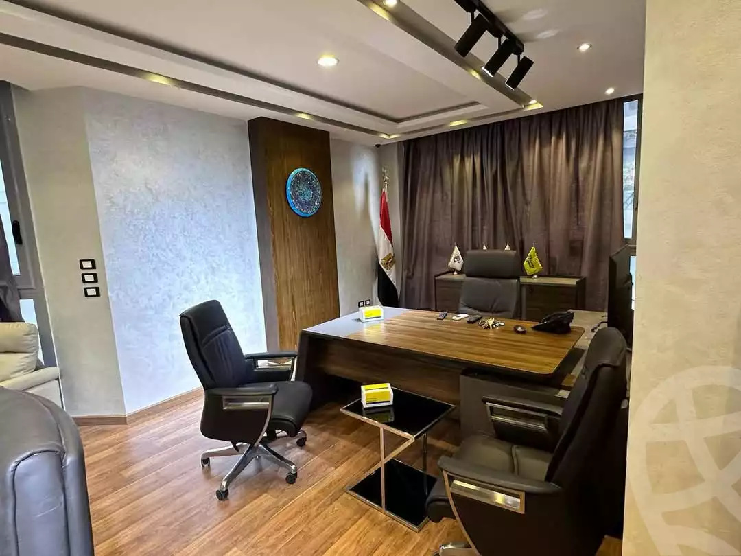 https://aqarmap.com.eg/ar/listing/6617623-for-sale-cairo-el-maadi-compounds-kmbwnd-wn-qtmyh-m-mr-lmrshdy