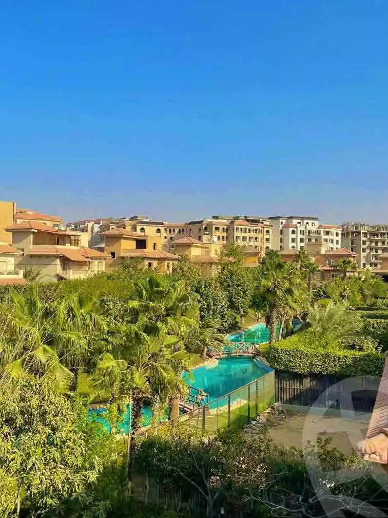https://aqarmap.com.eg/en/listing/6618147-for-sale-cairo-new-cairo-compounds-moon-valley