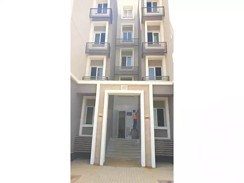 https://aqarmap.com.eg/ar/listing/6618635-for-sale-cairo-6th-of-october-compounds-october-plaza
