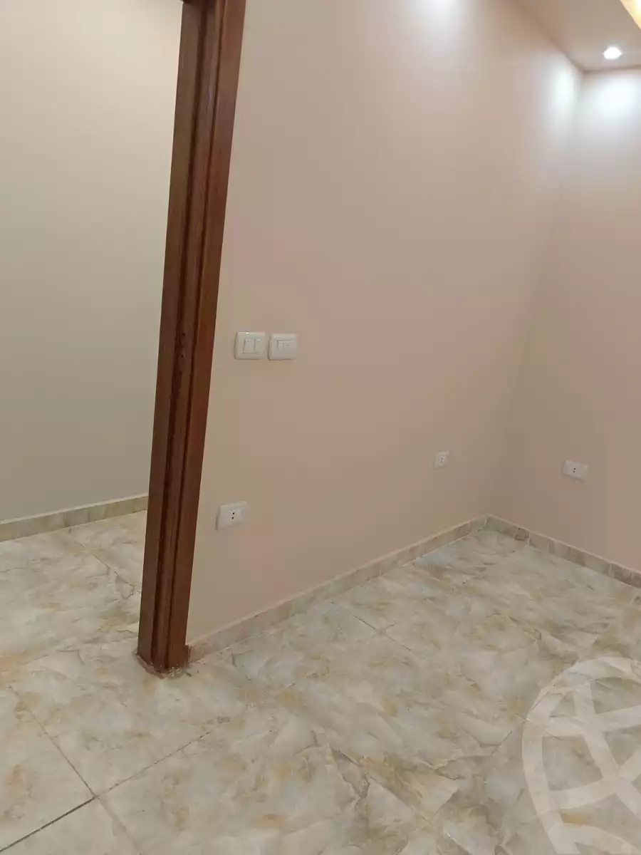 https://aqarmap.com.eg/ar/listing/6619605-for-sale-alexandria-miami-el-gaish-rd-st