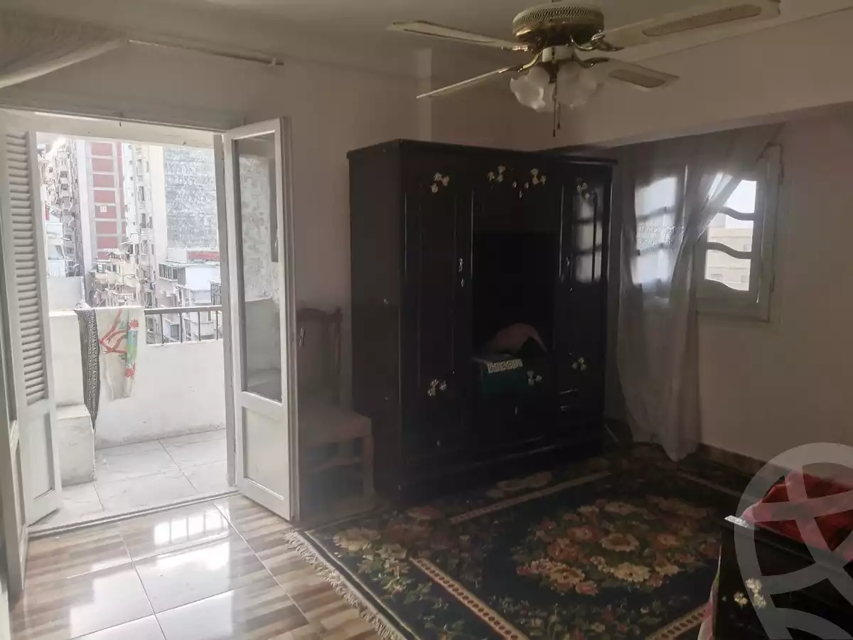 https://aqarmap.com.eg/ar/listing/6621267-for-rent-alexandria-sydy-bshr-sydy-bshr-bhry-shr-mhmwd-l-yswy