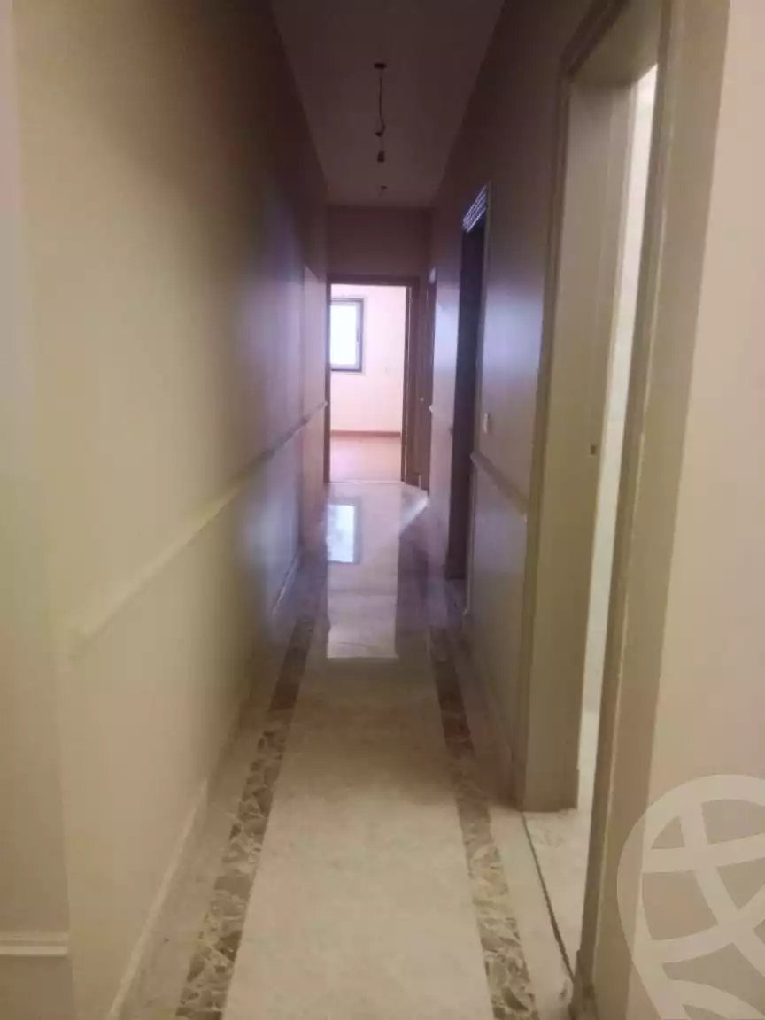 https://aqarmap.com.eg/ar/listing/6621928-for-sale-alexandria-lauran-shr-bw-qyr-tryq-lhry