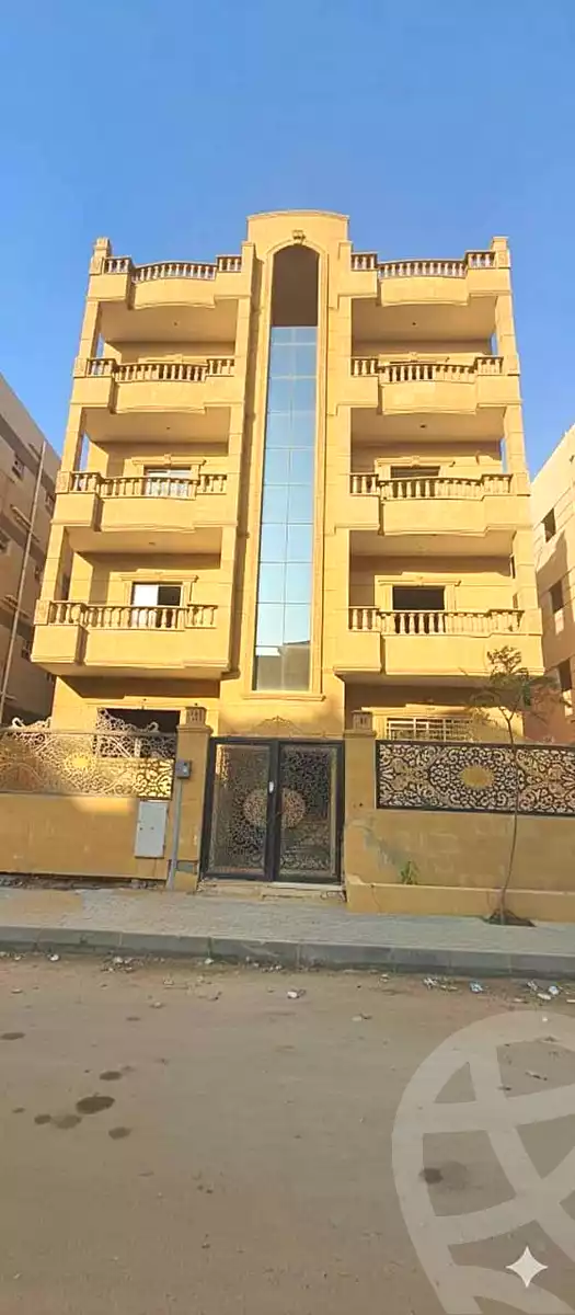 https://aqarmap.com.eg/ar/listing/6622091-for-sale-cairo-badr-city-hai-el-ashgar-featured-neighborhood-bait-el-watan