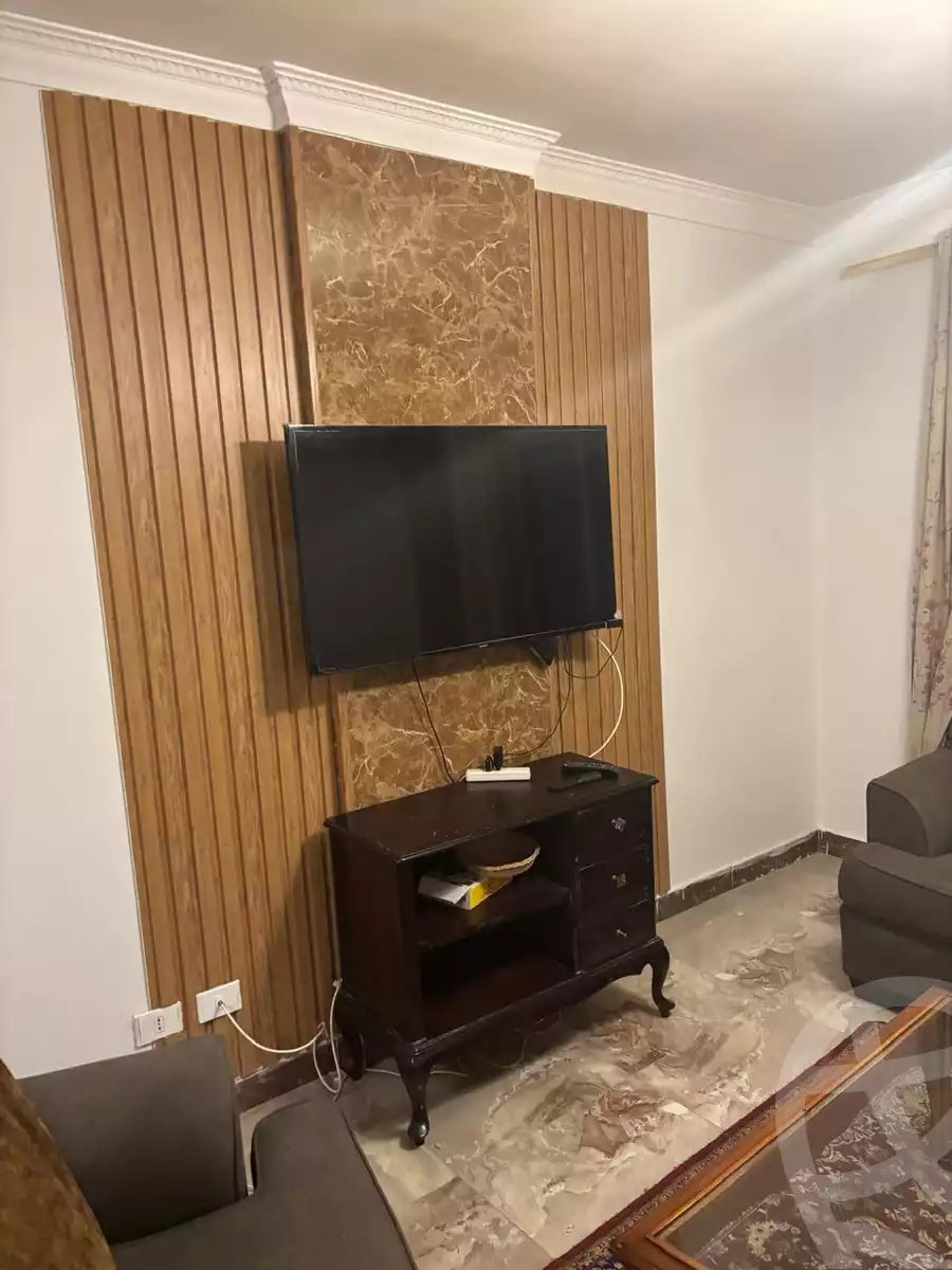 https://aqarmap.com.eg/en/listing/6622786-for-rent-cairo-new-cairo-lrhb-city-phase-1-youssef-el-sebaey-st