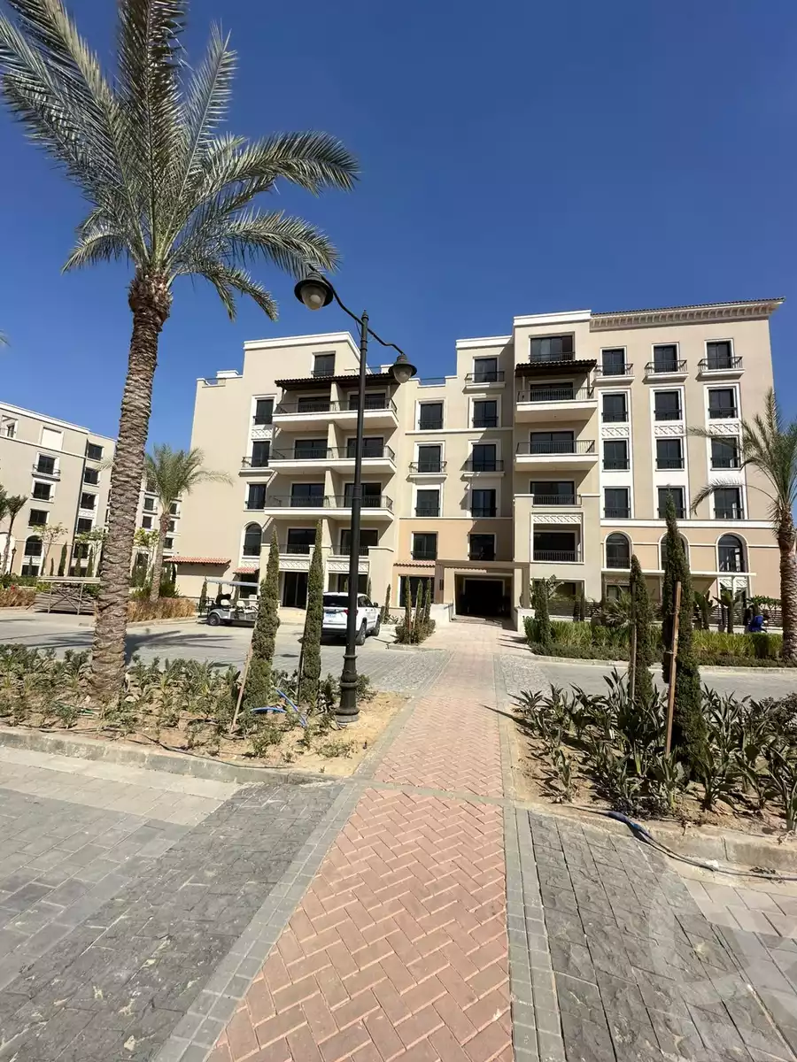 https://aqarmap.com.eg/ar/listing/6623169-for-sale-cairo-el-sheikh-zayed-city-compounds-kmbwnd-fyldj-wyst-dr-llttwyr
