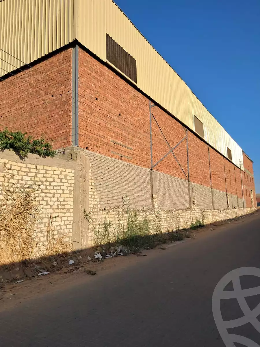 https://aqarmap.com.eg/ar/listing/6624026-for-sale-cairo-al-oubour-el-manateq-el-snaaya-industrial-b-g