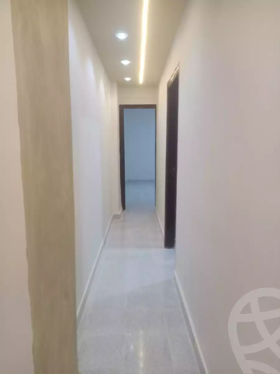 https://aqarmap.com.eg/ar/listing/6624422-for-sale-alexandria-l-jmy-bw-ywsf-hosni-mubarak-st