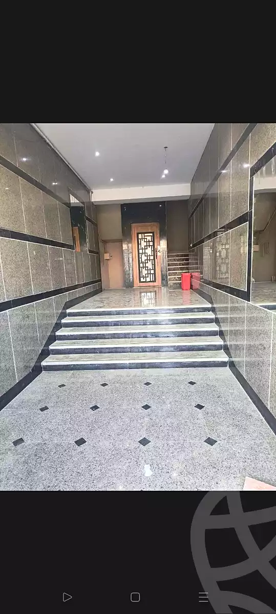 https://aqarmap.com.eg/en/listing/6624752-for-sale-cairo-6th-of-october-el-ahyaa-neighborhood-5th-street-2