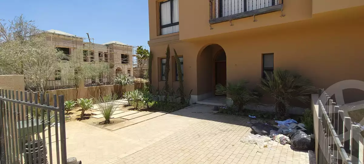 https://aqarmap.com.eg/ar/listing/6624725-for-sale-cairo-el-sheikh-zayed-city-compounds-kmbwnd-fyldj-wyst-dr-llttwyr