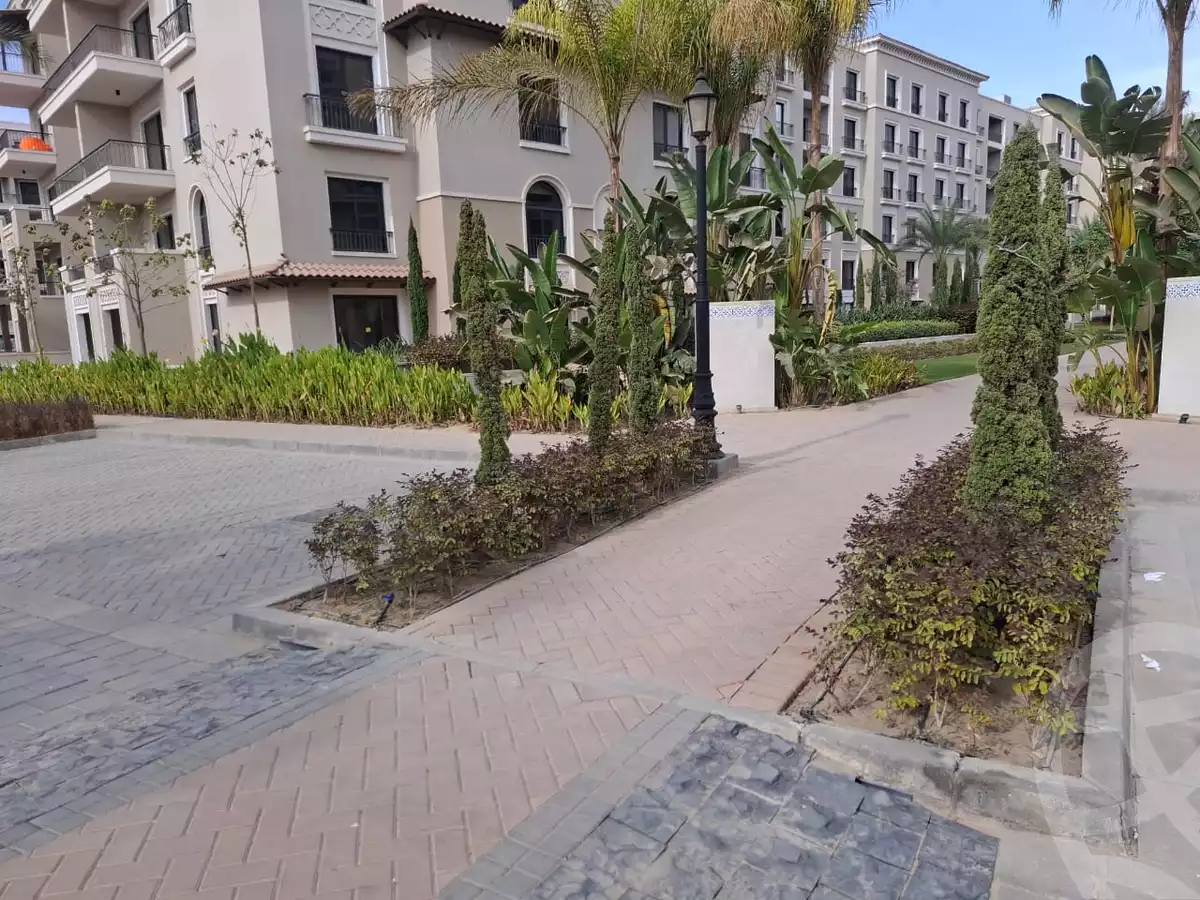 https://aqarmap.com.eg/ar/listing/6625184-for-sale-cairo-el-sheikh-zayed-city-compounds-kmbwnd-fyldj-wyst-dr-llttwyr