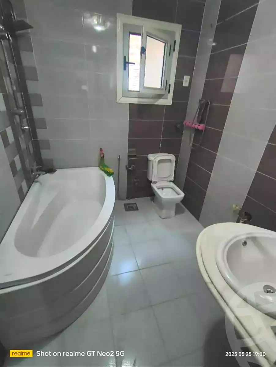 https://aqarmap.com.eg/ar/listing/6627867-for-sale-alexandria-sydy-bshr-sydy-bshr-bhry