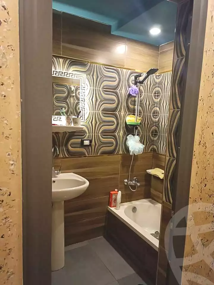 https://aqarmap.com.eg/en/listing/6629831-for-sale-alexandria-moharram-bey
