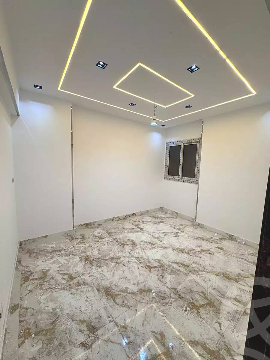 https://aqarmap.com.eg/ar/listing/6629845-for-sale-alexandria-sydy-bshr-sydy-bshr-bhry-shr-mhmwd-l-yswy